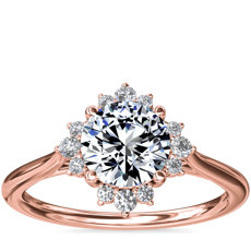 Délicate bague de fiançailles diamant avec halo Ballerina en or rose 14 carats